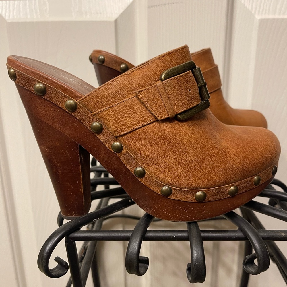 ALDO HEGYI Leather Studded Clog